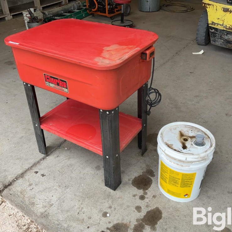 Clarke 20-Gal Parts Washer Table