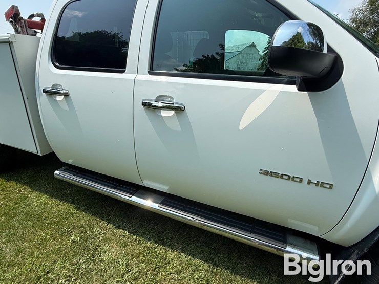 2012-chevrolet-k3500-image-18