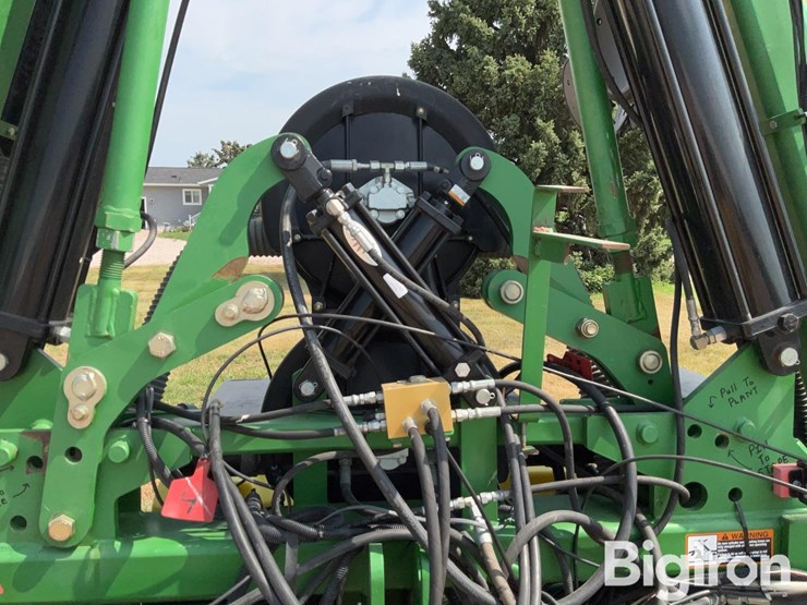 john-deere-1720-image-18