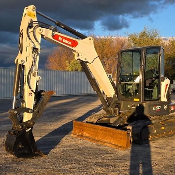 2022 BOBCAT E50R2