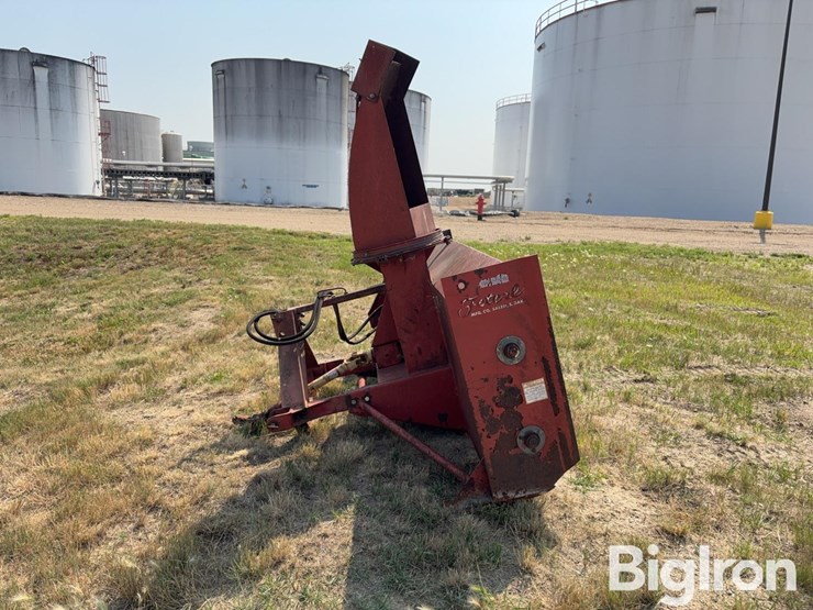 feterl-8’-3-pt-snowblower-image-4