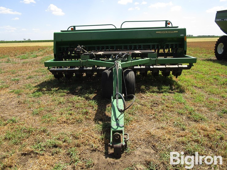 john-deere-750-image-2