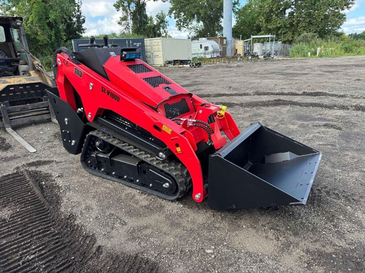 new-sdlool-co-kubota-diesel-stand-on-skidloader-model-sl-v1000-image-4