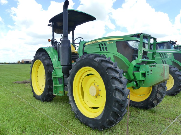2019-john-deere-6120m-image-2