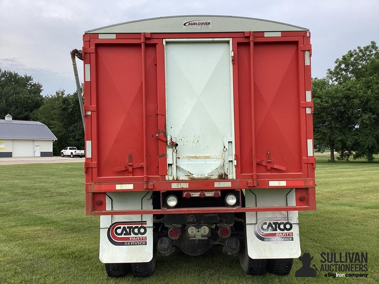 1986-peterbilt-349-image-6