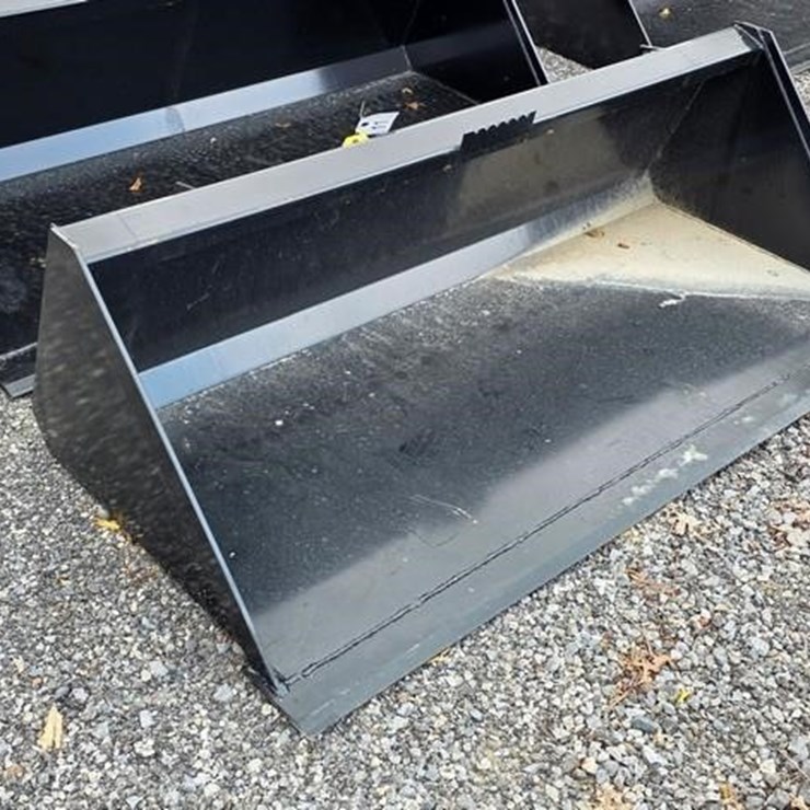 NEW SWICT 66" SKIDLOADER BUCKET