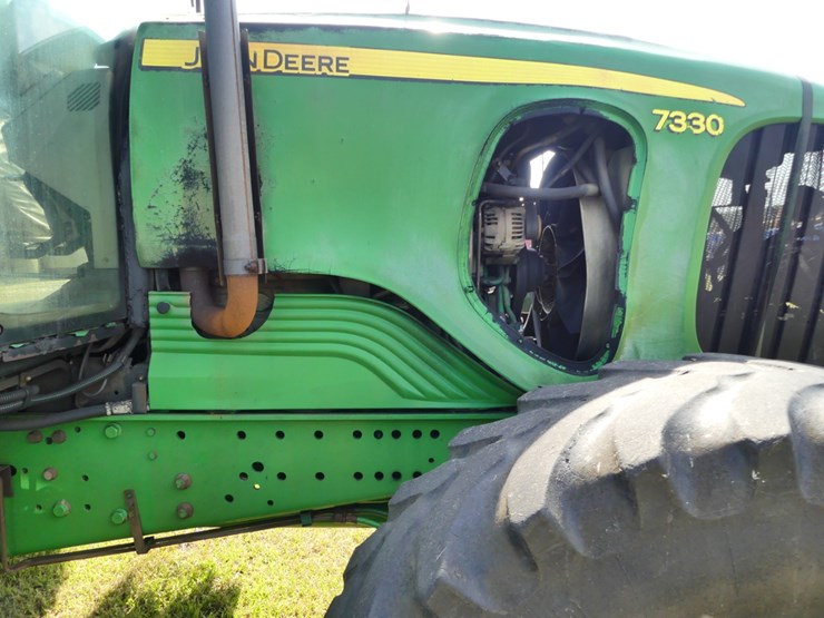 john-deere-7330-image-10