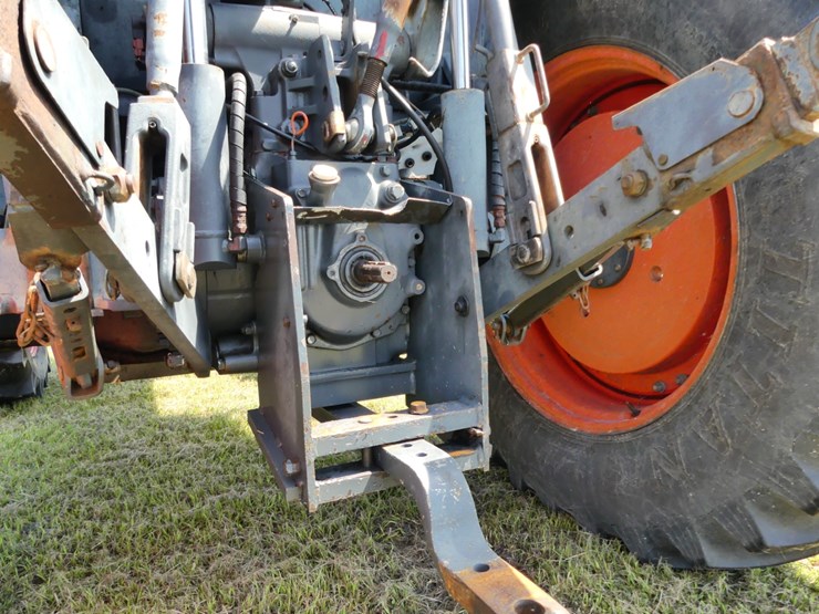 2015-kubota-m135gx-image-6