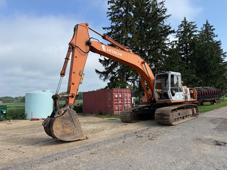 2000-hitachi-ex200-lc-image-1