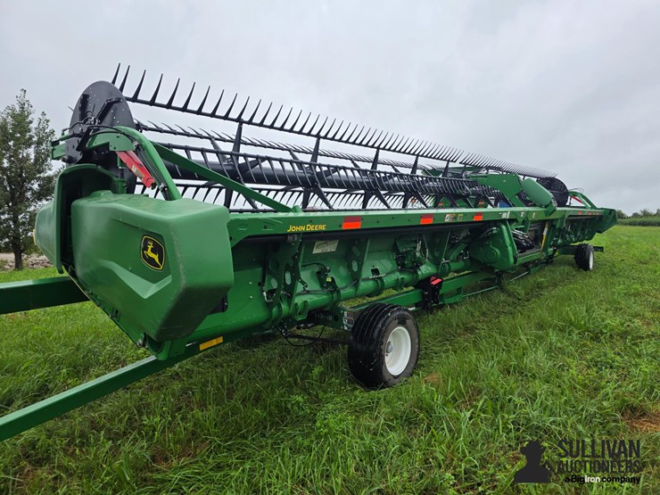 2021-john-deere-rd45f-hydraflex-draper-head-image-7