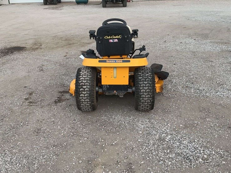 cub-cadet-gt1554-image-4