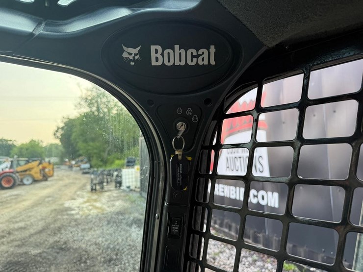 2021-bobcat-s590-image-20