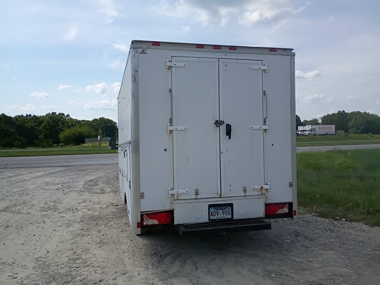 2008-dodge-sprinter-3500-image-6
