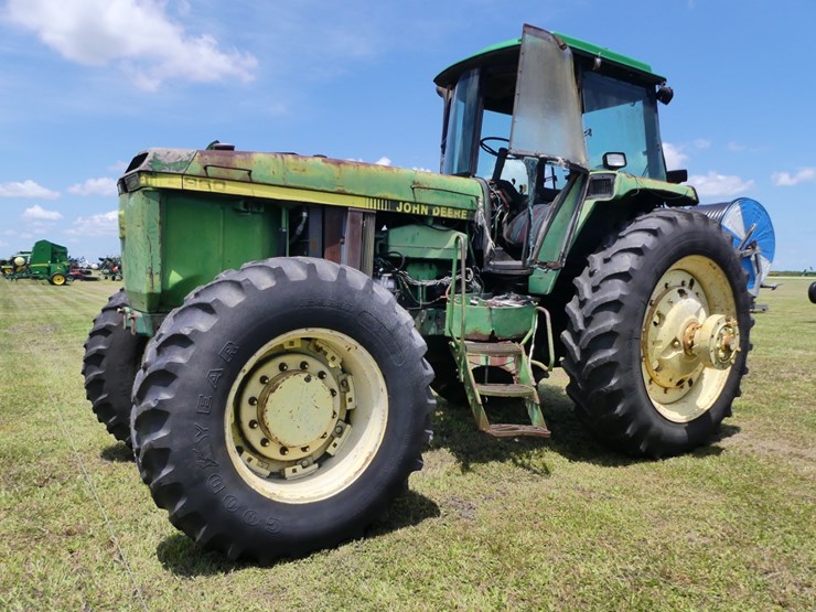 john-deere-4960-image-1