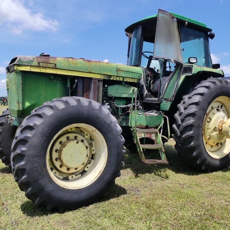 JOHN DEERE 4960