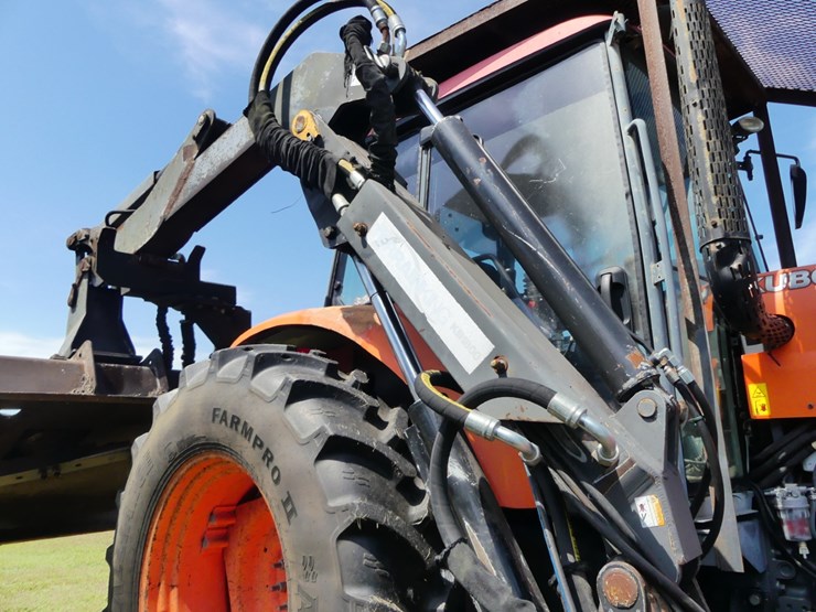 kubota-m108s-image-8