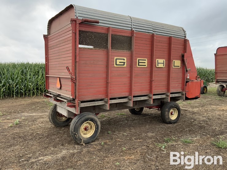 gehl-bu910-image-5