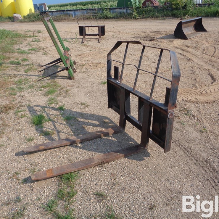 Euro Style Pallet Forks