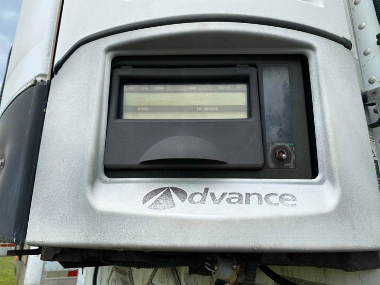 2005-utility-3000r-reefer-image-36