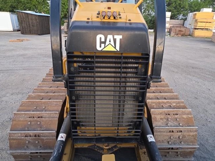 2017-caterpillar-d5k2-xl-image-52