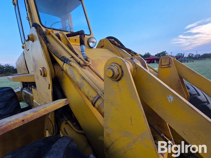 allis-chalmers-745-image-17