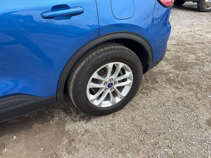 2020-ford-escape-se-image-6