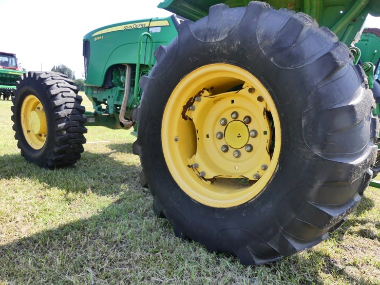 2011-john-deere-5065e-image-6