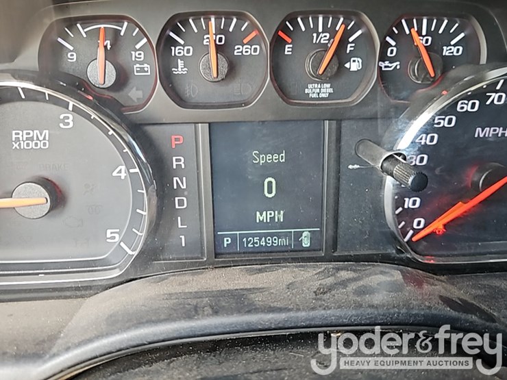2021-chevrolet-silverado-5500hd-image-53