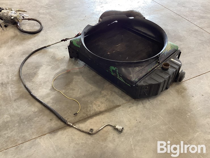 john-deere-4240-image-7