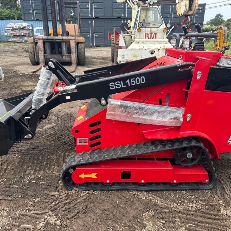 New SD Lanch Co Mini DIESEL Stand-On Skidloader Model SSL1500