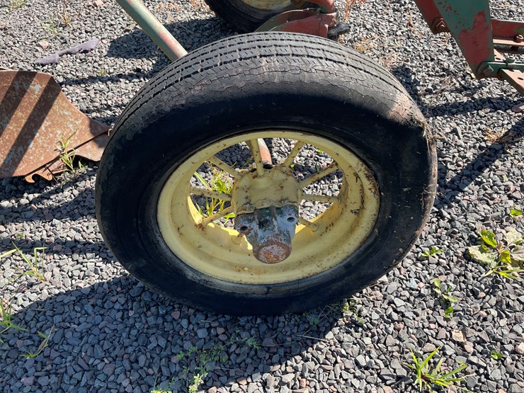 john-deere-2-image-13