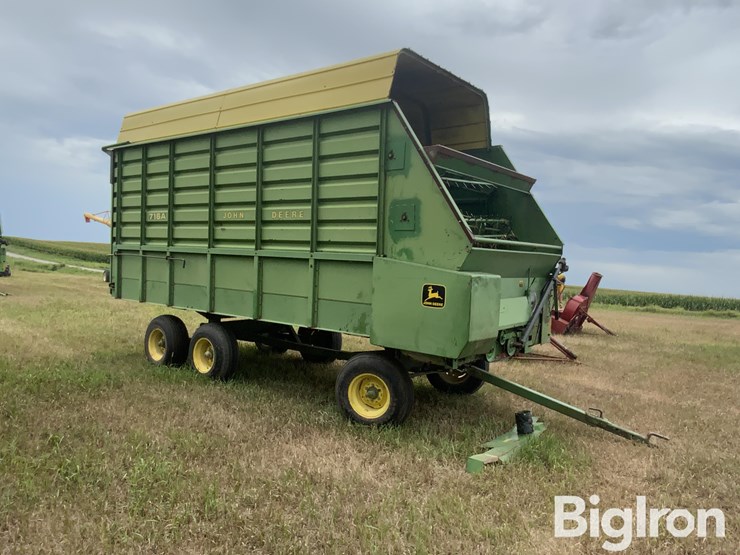 john-deere-716a-image-3