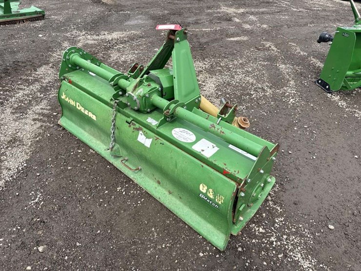 john-deere-665-image-1