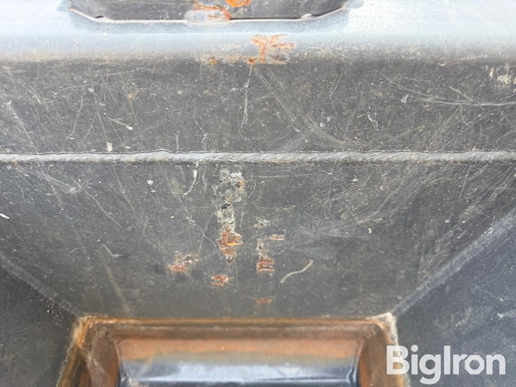 skid-steer-stump-bucket-image-13