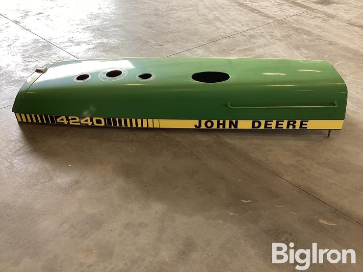 john-deere-4240-image-8