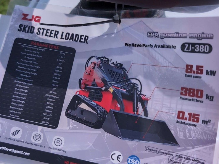 zjg-mini-skid-steer-loader-zj-380-(white)---15hp-image-8