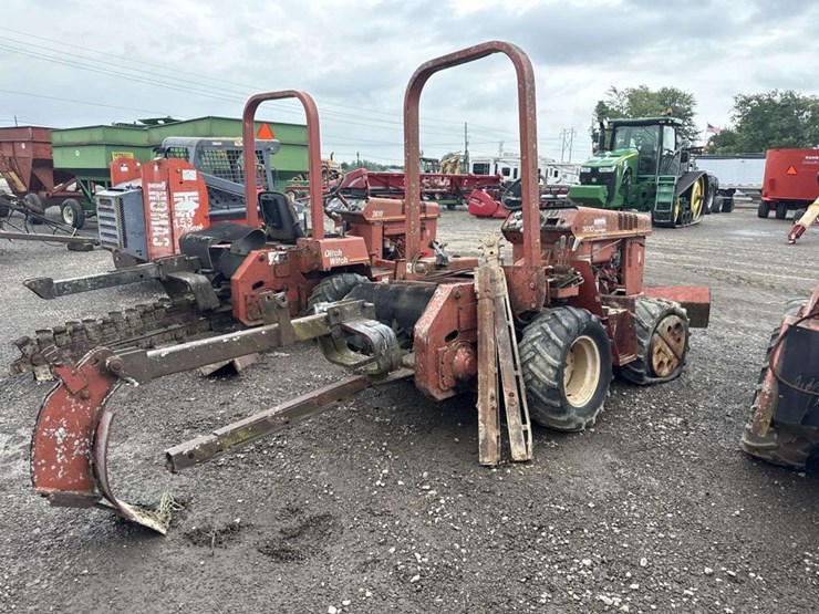 ditch-witch-3610-image-4