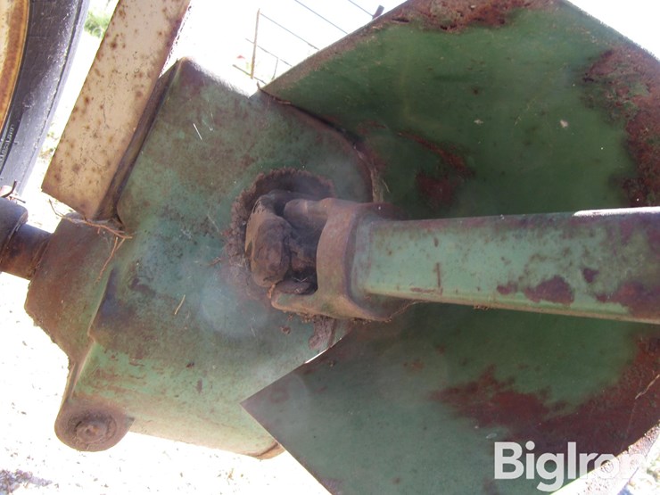 john-deere-858a-image-19