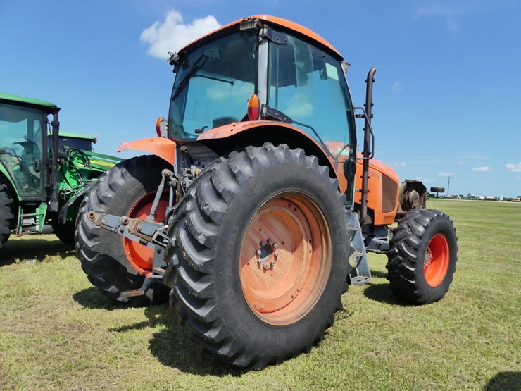 2015-kubota-m135gx-image-3