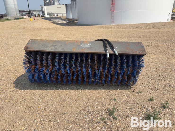 quick-attach-7’-sweeper-broom-attachment-image-2