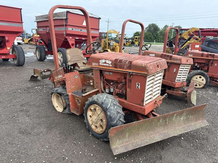 ditch-witch-3610-image-1
