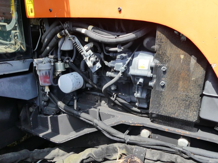 kubota-m108s-image-20