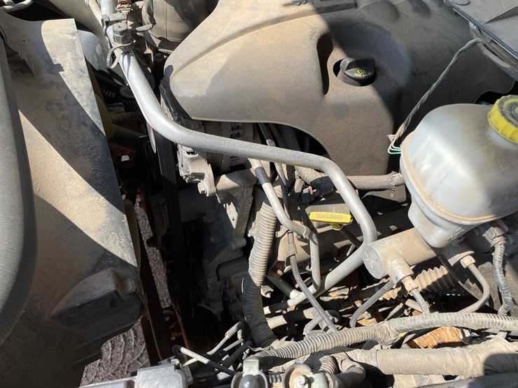 2013-dodge-1500-image-29