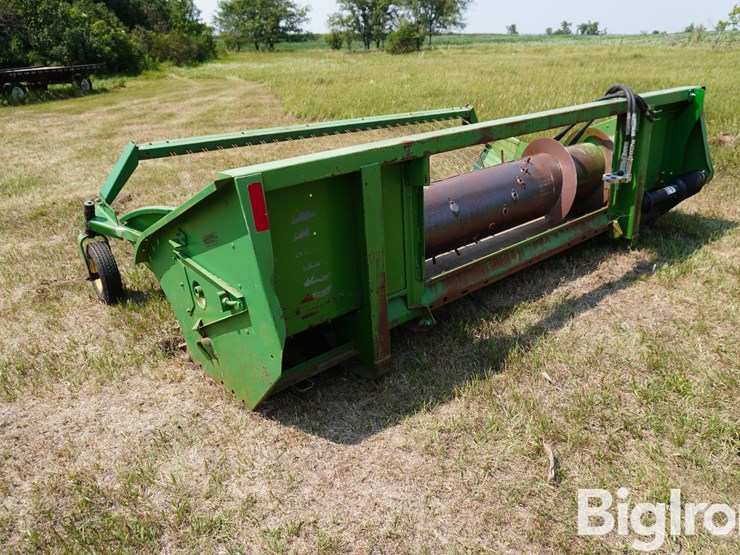 john-deere-212-image-7