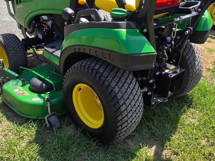 john-deere-1025r-image-15