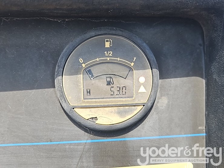 2021-chevrolet-silverado-5500hd-image-27