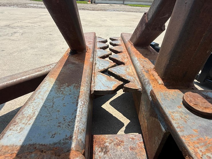 amh-tj12un-trk-tree/post-puller-image-16