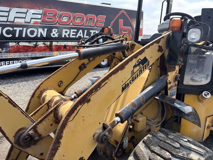 caterpillar-903c-image-8