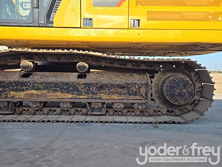 2019-caterpillar-336-image-11