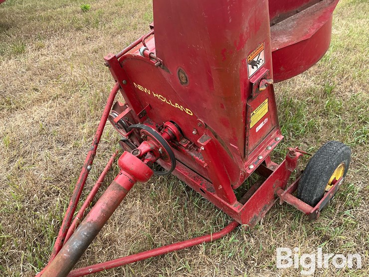 new-holland-30-image-12